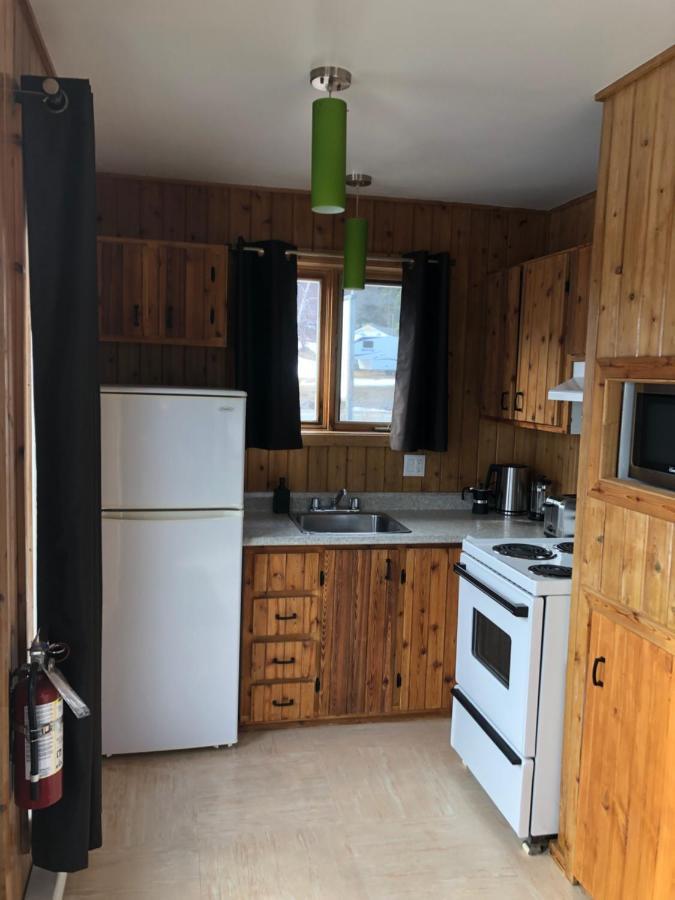 Chalets Les Chanterelles De Forillon L'Anse-au-Griffon Zewnętrze zdjęcie