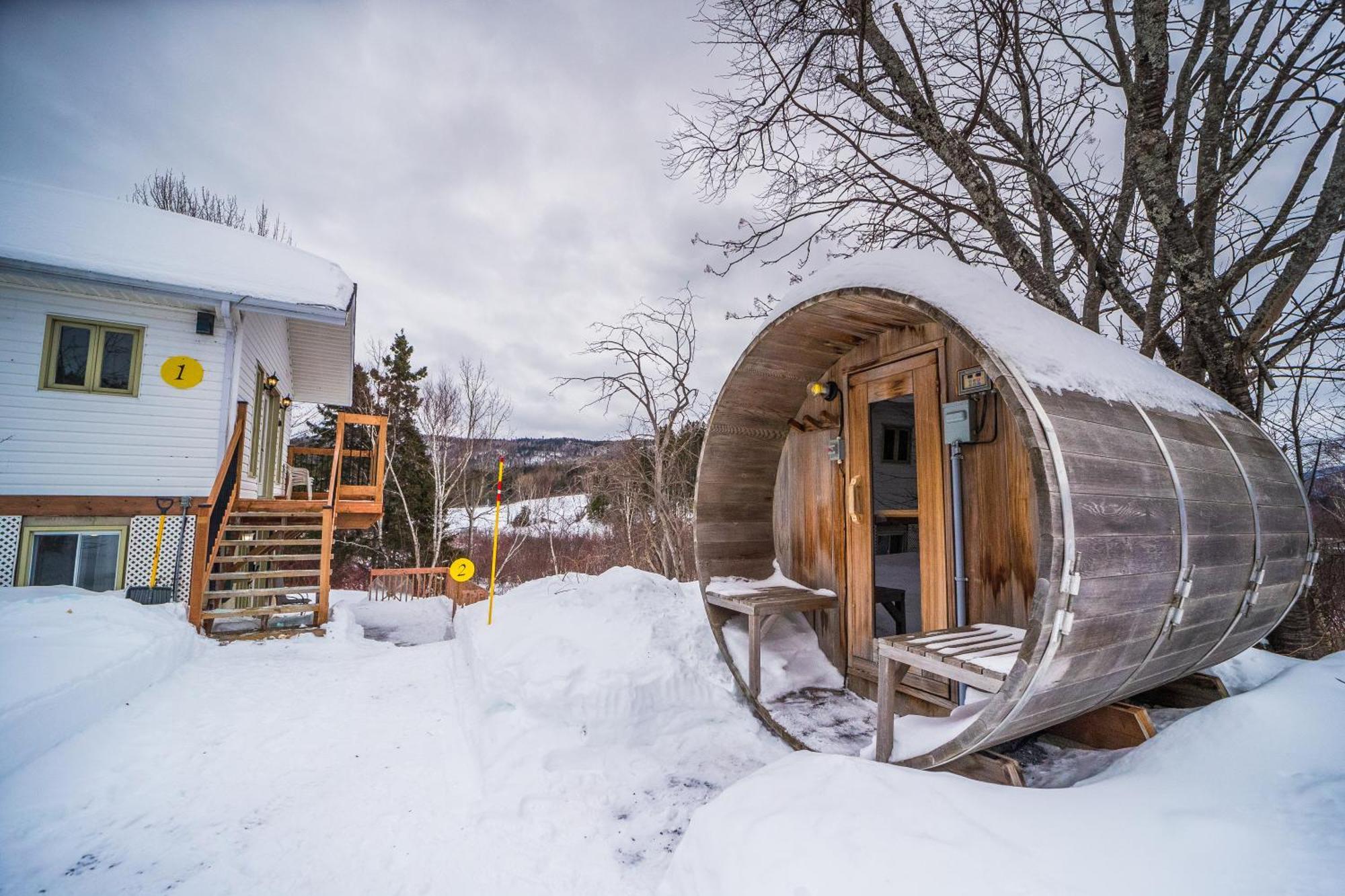 Chalets Les Chanterelles De Forillon L'Anse-au-Griffon Zewnętrze zdjęcie