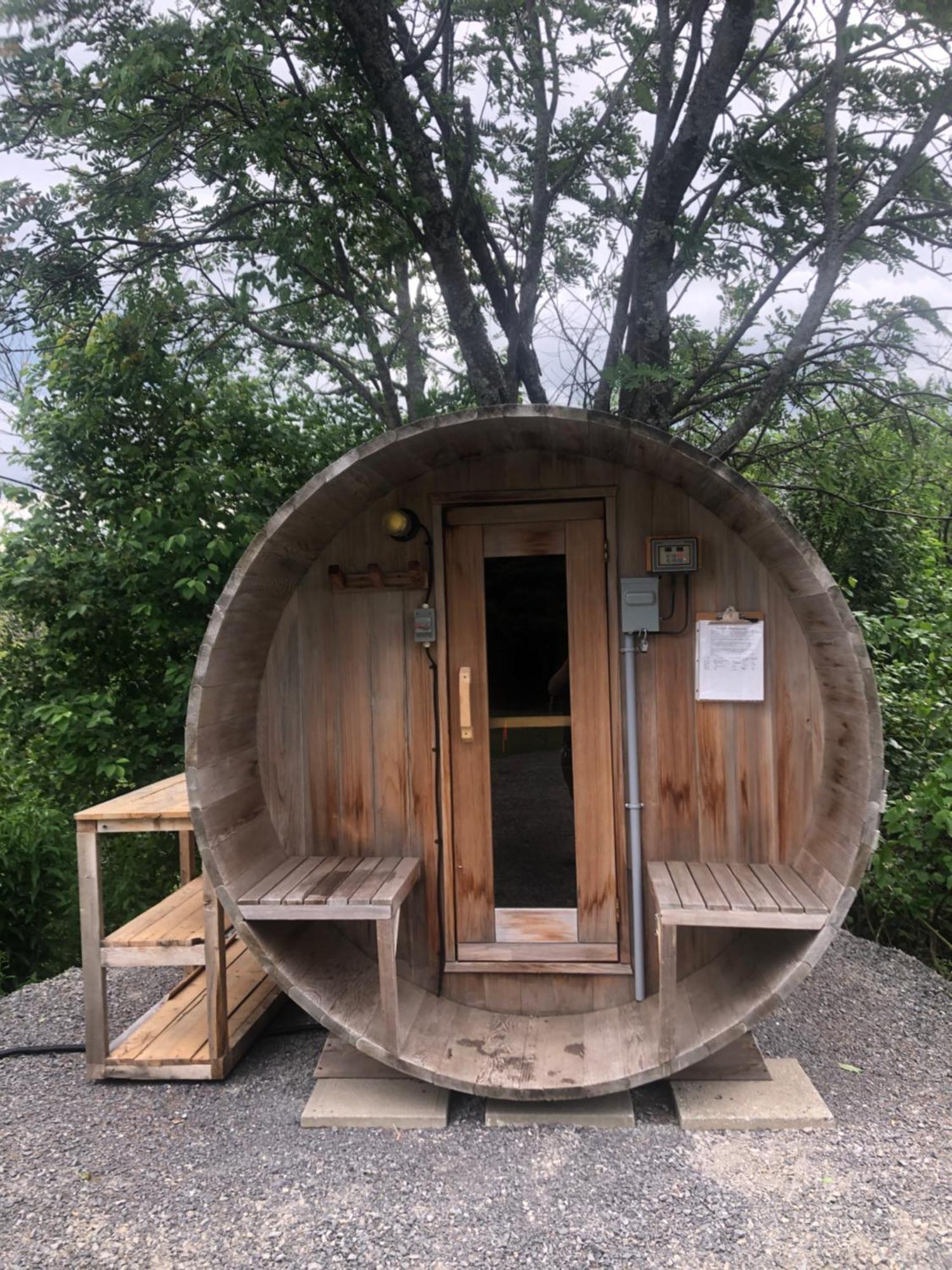 Chalets Les Chanterelles De Forillon L'Anse-au-Griffon Zewnętrze zdjęcie